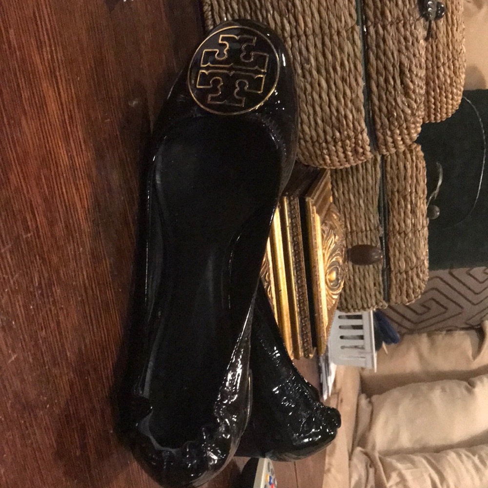 Tory  Burch Patent 2 inch heels...Beautiful